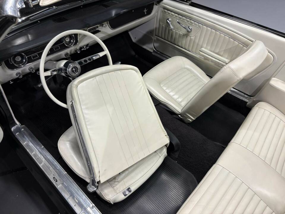 Image 36/50 of Ford Mustang 289 (1965)