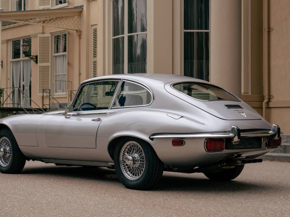 Bild 7/81 von Jaguar E-Type V12 (2+2) (1971)