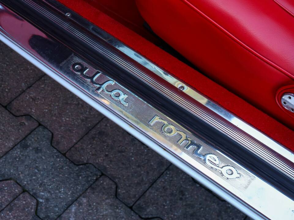 Obraz 46/50 pojazdu Alfa Romeo Giulia 1600 GTC (1966)