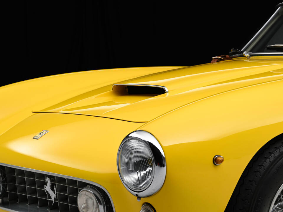 Image 8/27 de Ferrari 250 GT SWB Berlinetta (1960)