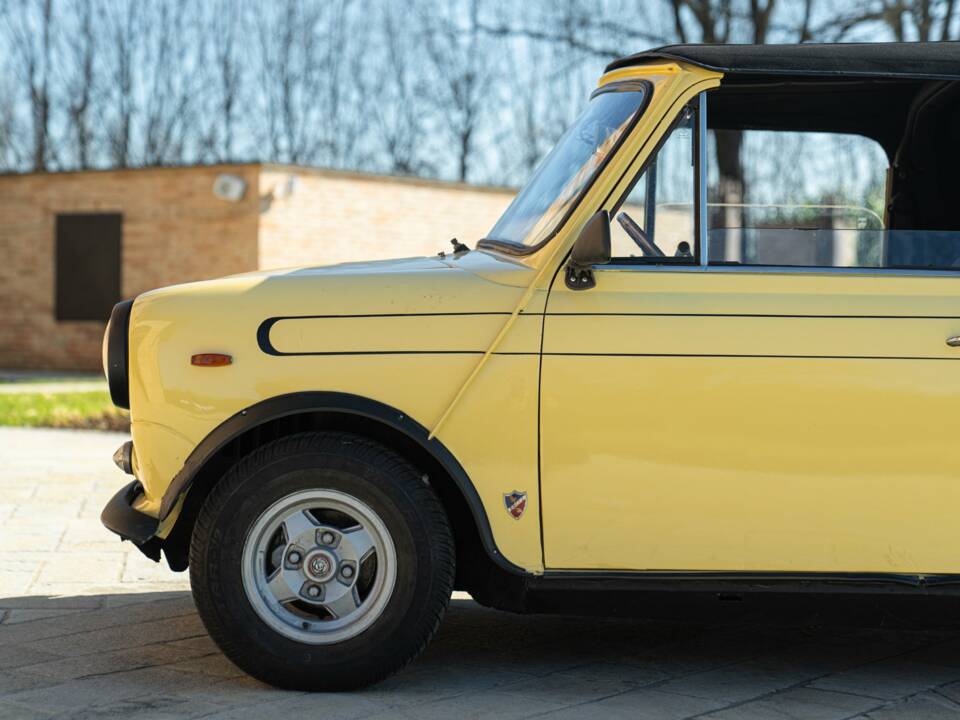 Bild 32/50 von Innocenti Mini Minor 850 (1971)