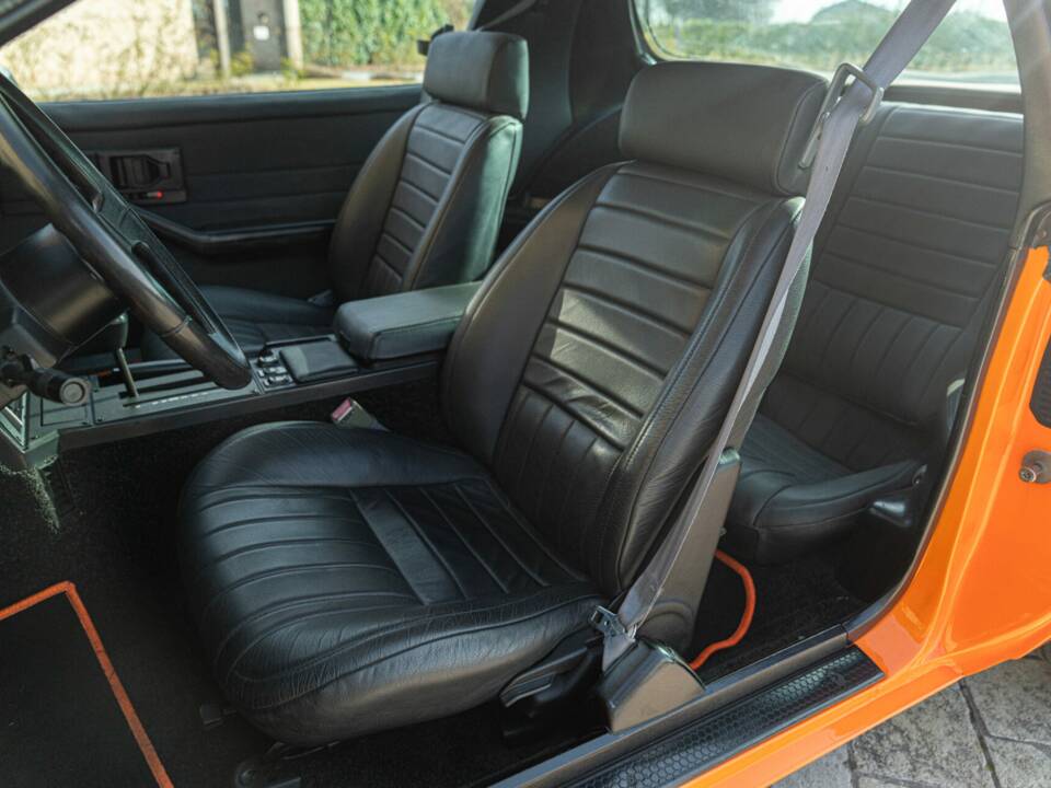 Image 27/50 of Chevrolet Camaro Z28 (1992)