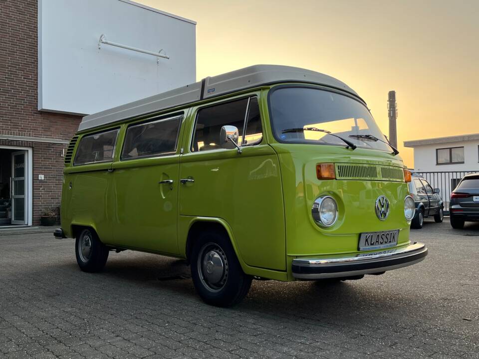 Image 5/57 of Volkswagen T2b Westfalia (1978)