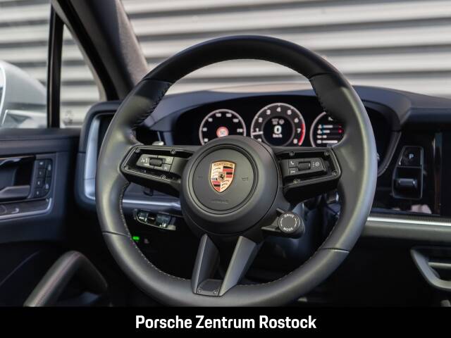 Bild 7/31 von Porsche Cayenne Coupé E-Hybrid (2026)