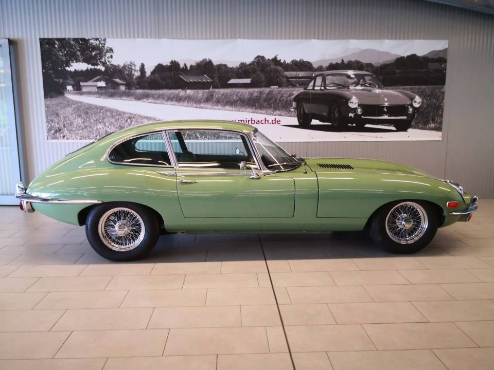 Immagine 4/15 di Jaguar E-Type (2+2) (1968)