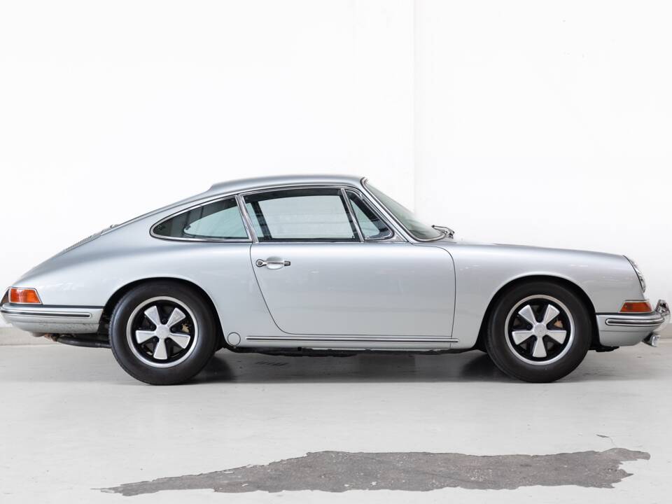 Image 5/34 of Porsche 911 2.0 S (1966)
