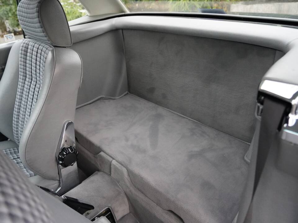 Bild 17/18 von Mercedes-Benz 300 SL (1986)