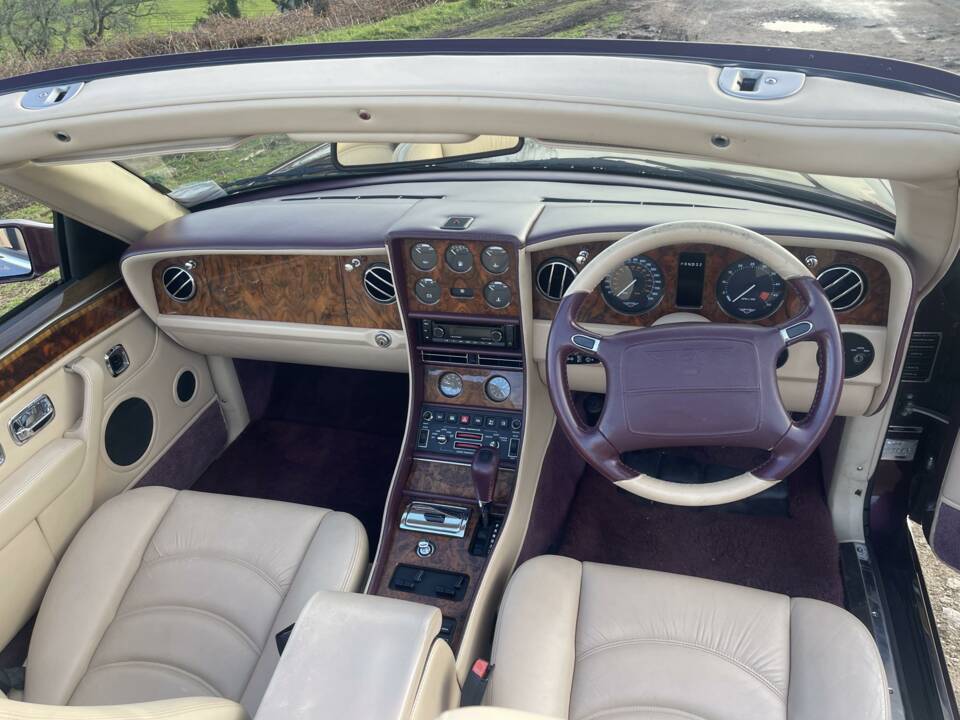 Imagen 7/11 de Bentley Azure (1997)