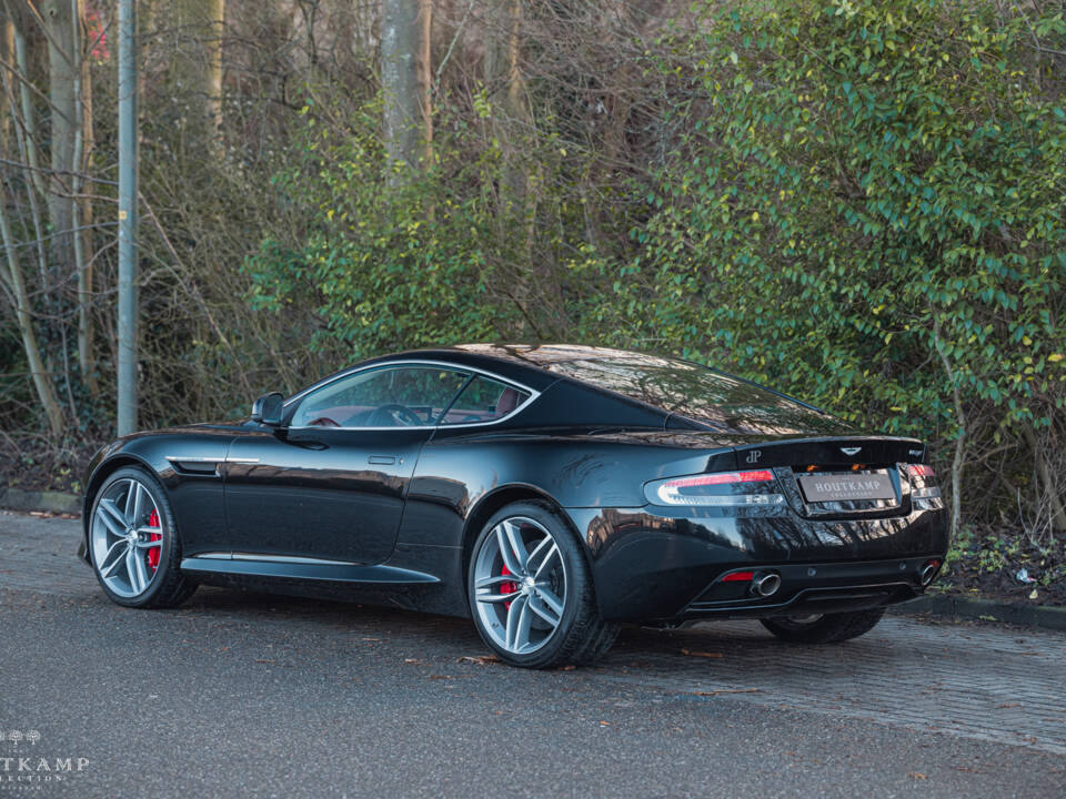 Image 3/14 of Aston Martin Virage (2012)