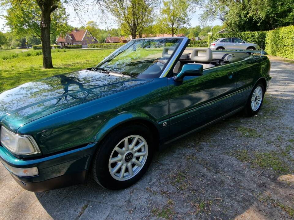 Image 4/21 de Audi Cabriolet 2.3 E (1992)