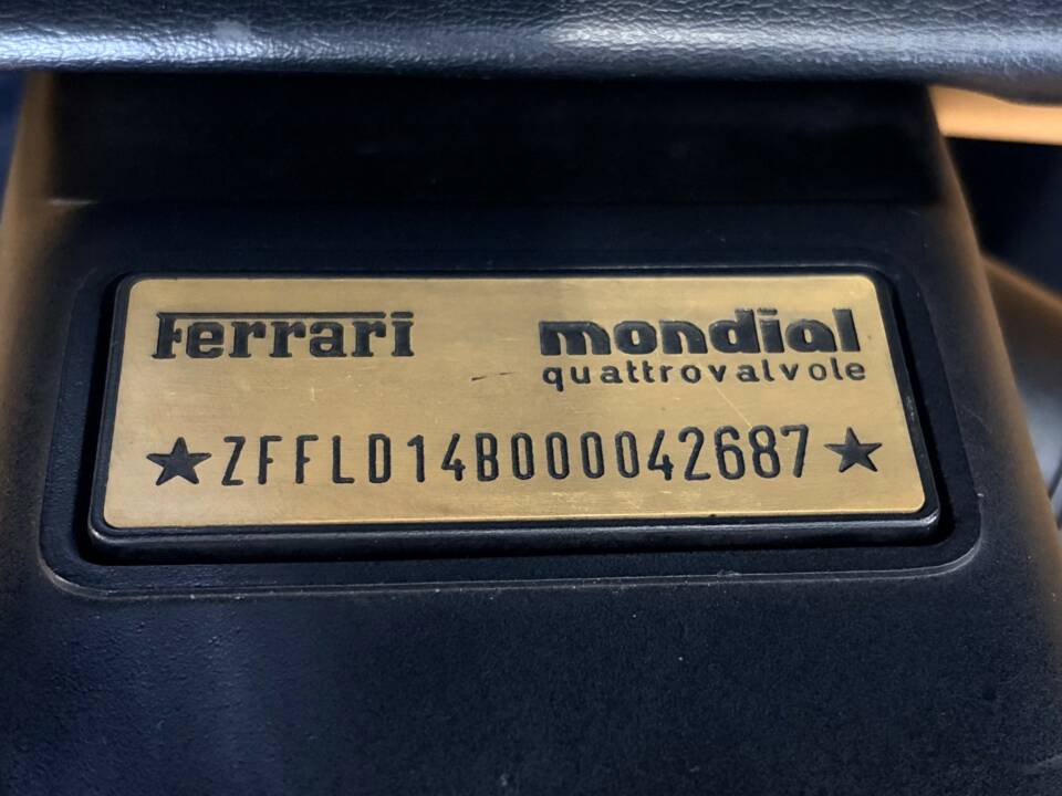 Image 8/8 of Ferrari Mondial Quattrovalvole (1982)