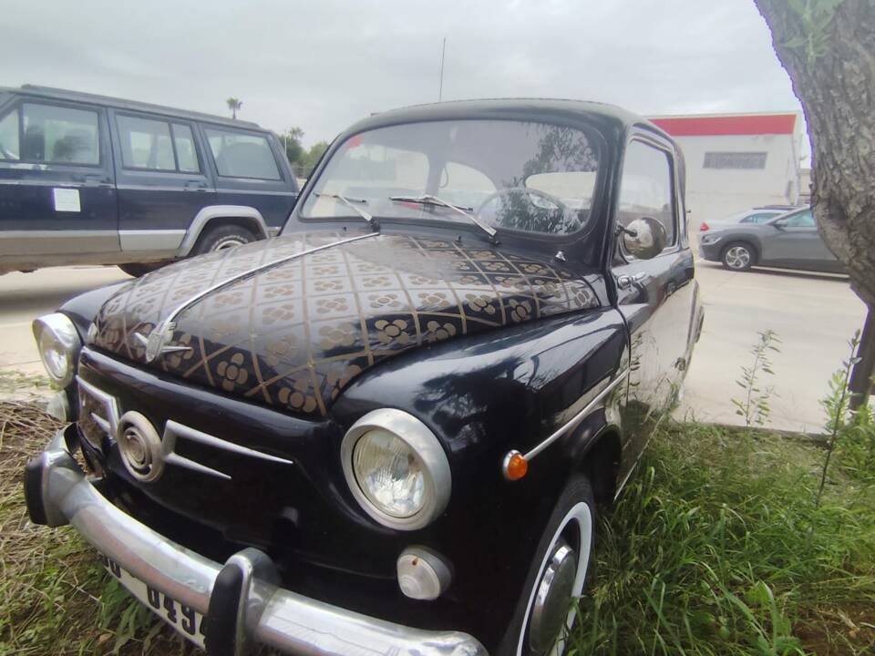 Bild 1/9 von SEAT 600 D (1965)
