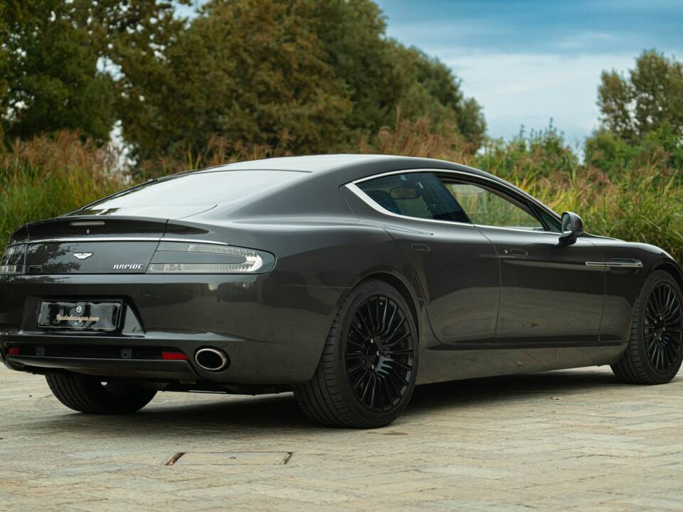 Bild 4/50 von Aston Martin Rapide (2010)