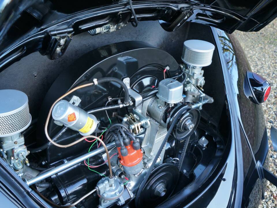 Image 30/50 of Volkswagen Beetle 1200 Standard "Oval" (1955)