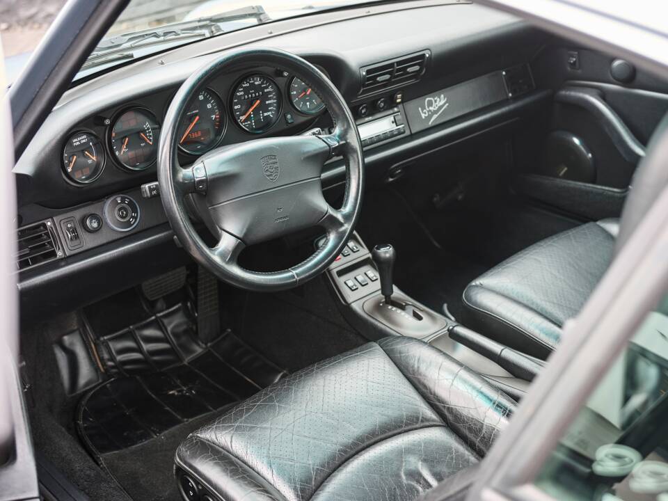 Bild 9/32 von Porsche 911 Carrera (1995)