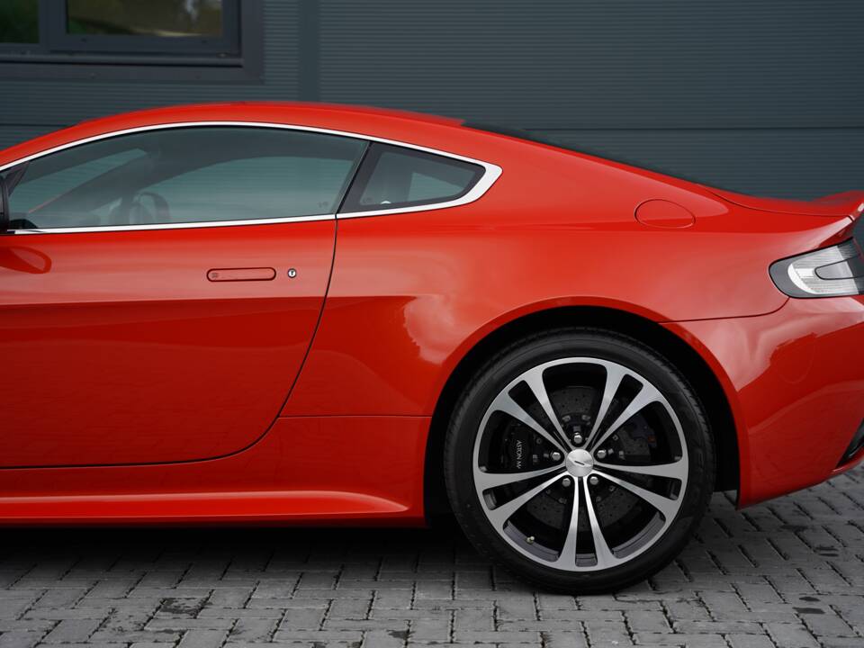 Bild 10/50 von Aston Martin V12 Zagato (2012)