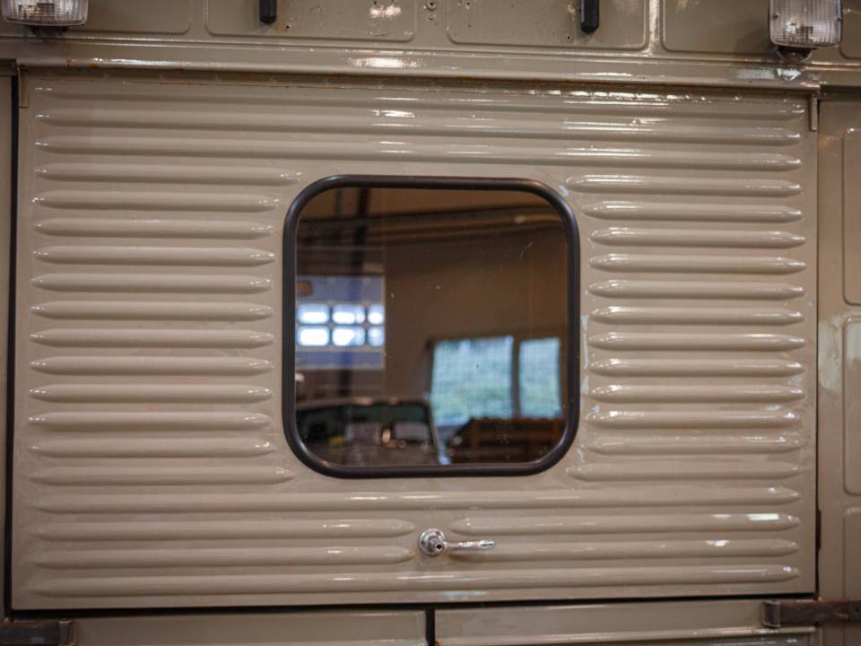 Bild 17/44 von Citroën HY (1974)