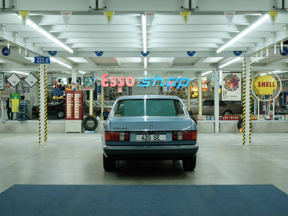 Bild 48/50 von Mercedes-Benz 420 SE (1988)