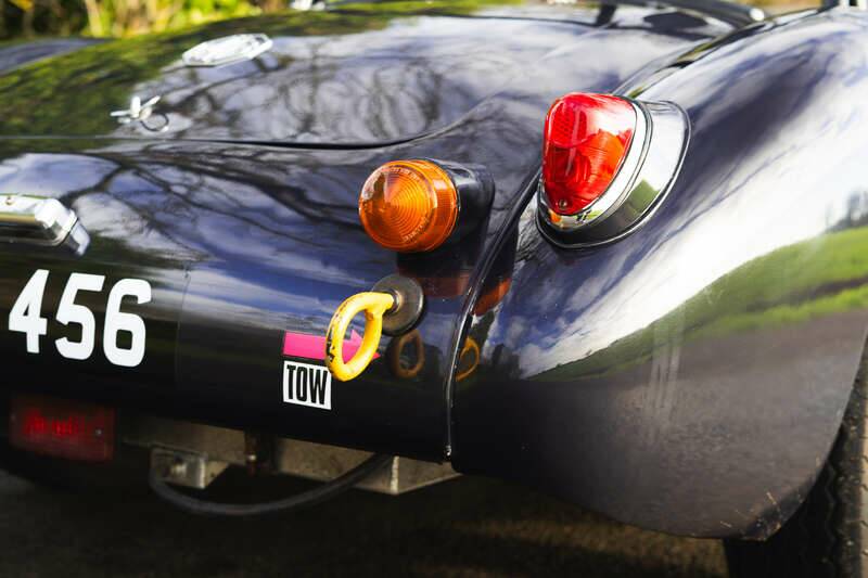 Image 12/35 de MG MGA 1850 (1958)