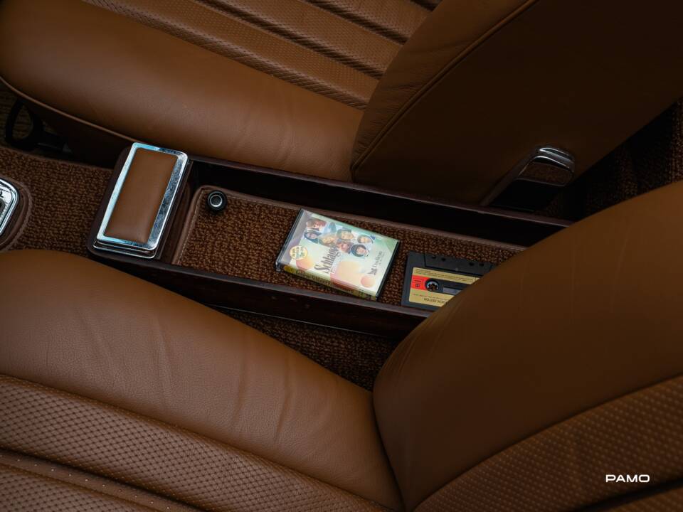 Bild 27/41 von Mercedes-Benz 280 SL (1969)