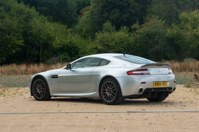 Bild 24/50 von Aston Martin V8 Vantage (2006)