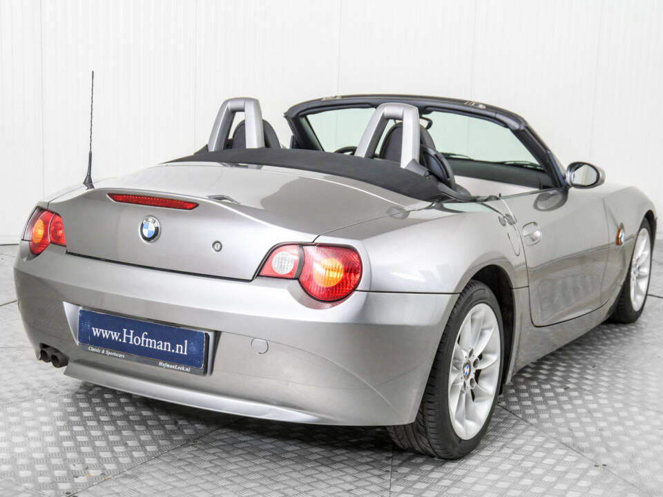 Image 25/50 de BMW Z4 2.2i (2004)