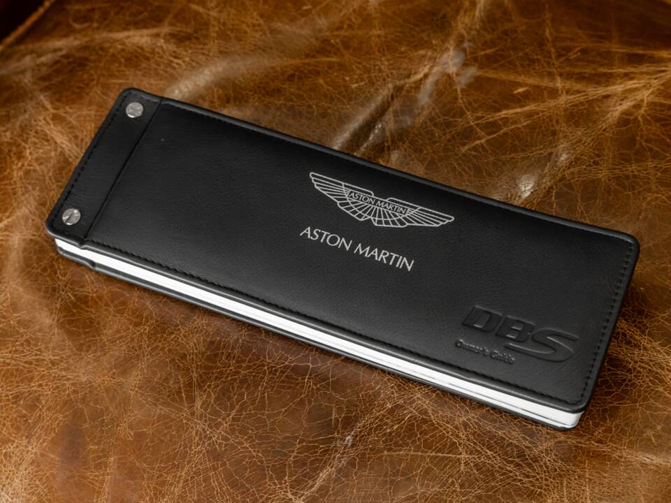 Image 66/77 of Aston Martin DBS (2009)