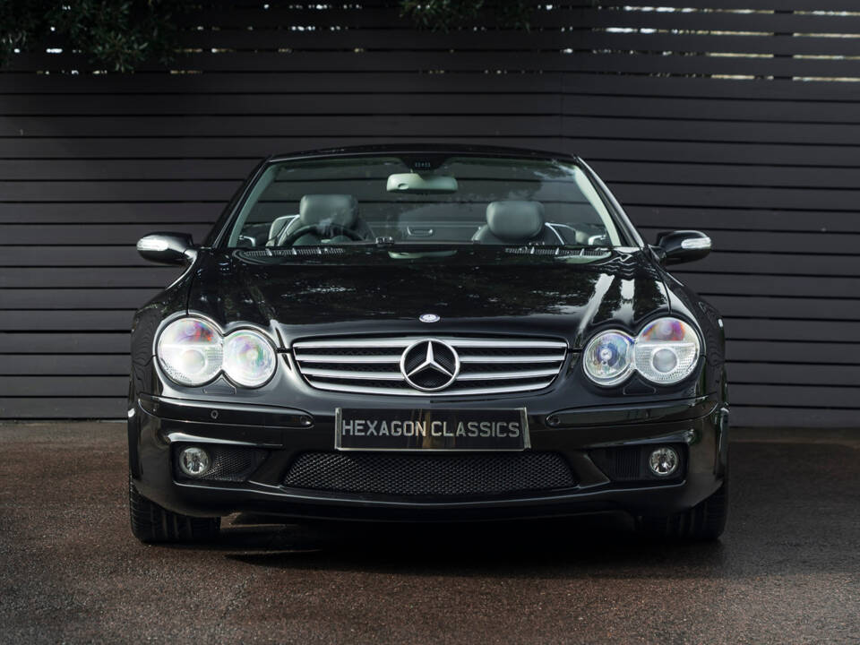 Image 3/30 of Mercedes-Benz SL 65 AMG (2004)