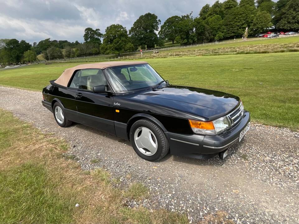 Imagen 11/37 de Saab 900 Turbo 16V (1989)