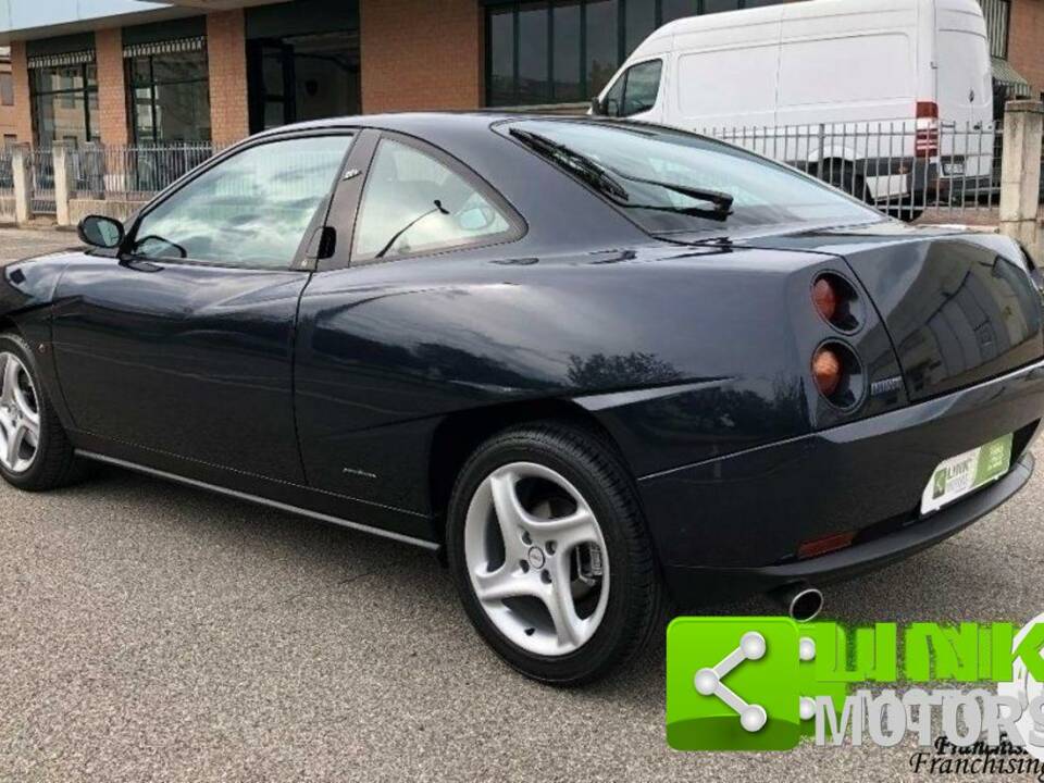 Immagine 2/10 di FIAT Coupé 2.0 20V (1998)