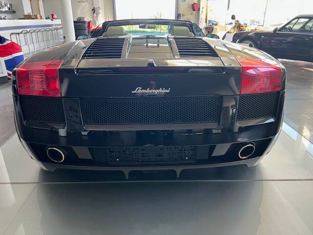 Bild 3/13 von Lamborghini Gallardo Spyder (2006)