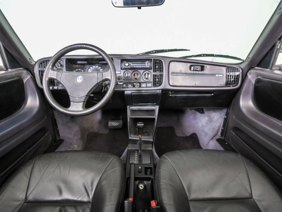 Image 4/50 de Saab 900 Turbo 16V (1988)