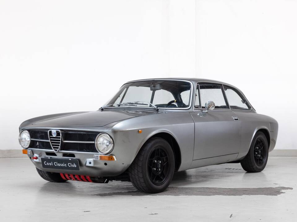 Imagen 1/36 de Alfa Romeo Giulia 1600 GT Junior (1973)