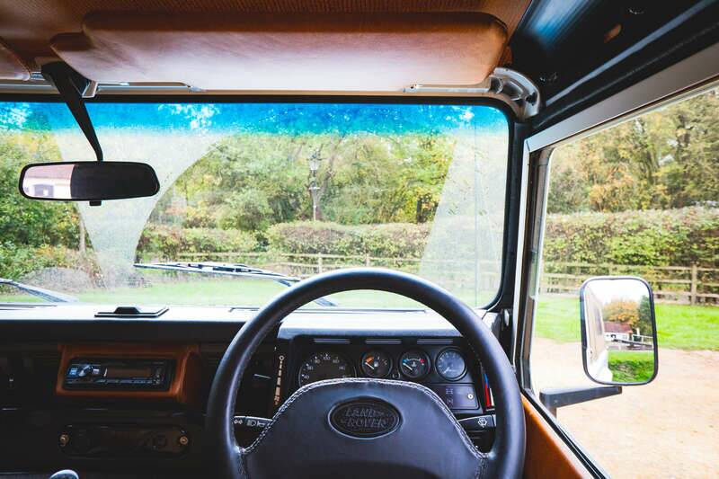 Image 27/50 of Land Rover Defender 90 (1997)
