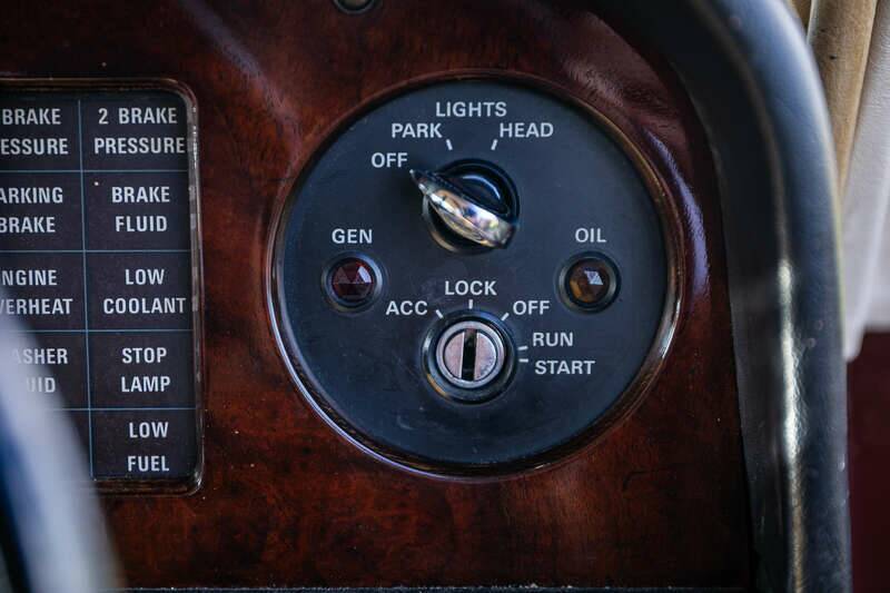 Bild 20/48 von Rolls-Royce Silver Shadow II (1978)