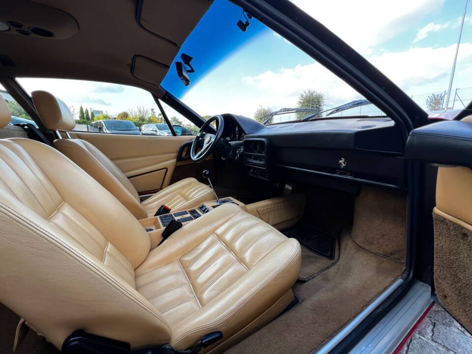 Afbeelding 15/16 van Ferrari 328 GTB (1989)