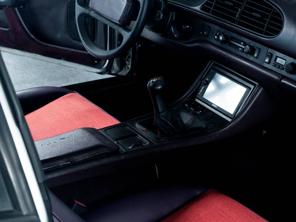 Imagen 35/43 de Porsche 944 S (1988)