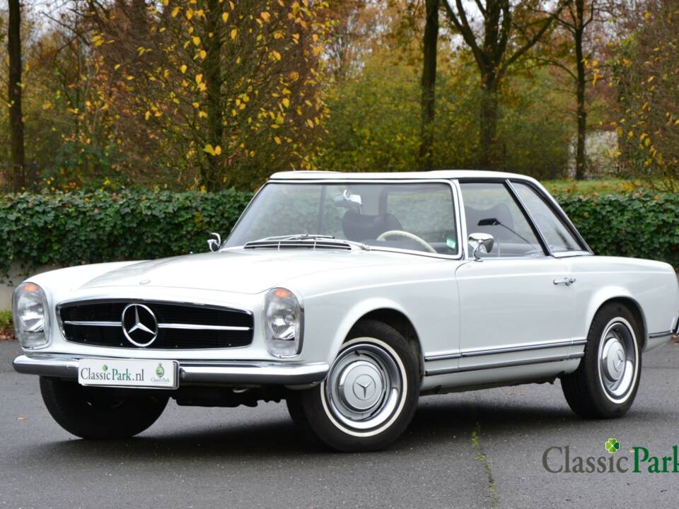 Image 7/50 of Mercedes-Benz 250 SL (1966)