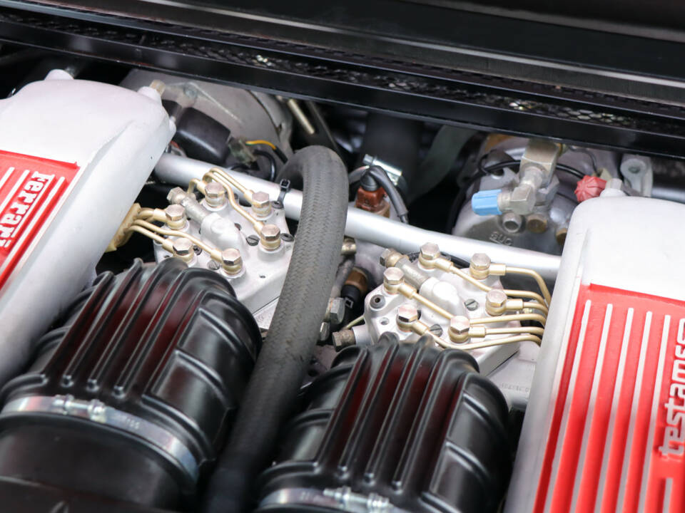 Image 42/50 of Ferrari Testarossa (1985)