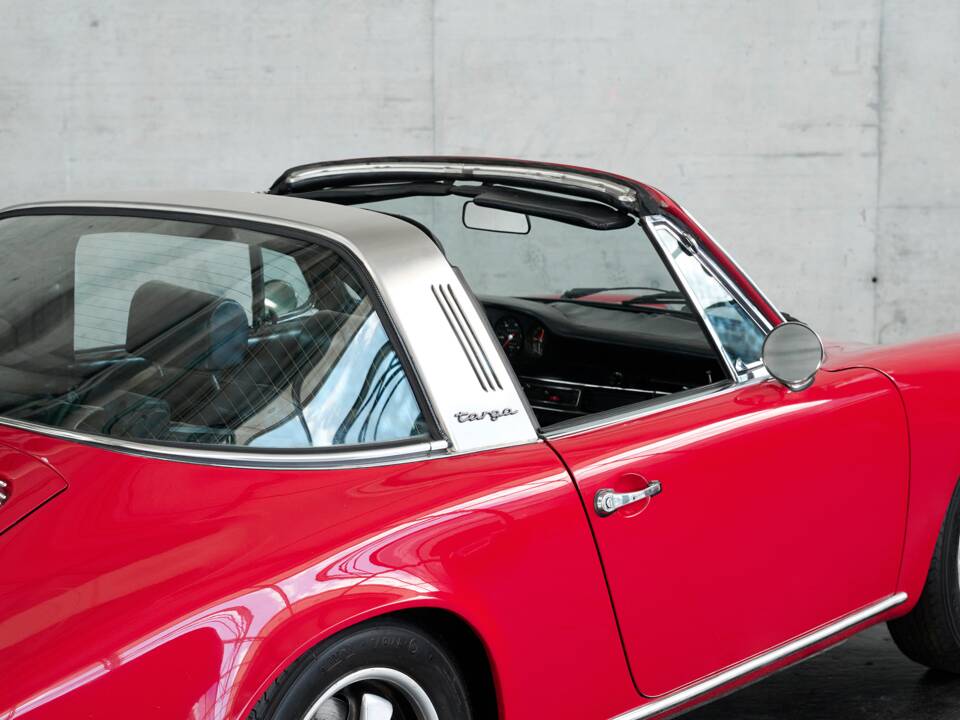 Bild 26/48 von Porsche 911 2.2 T (1970)
