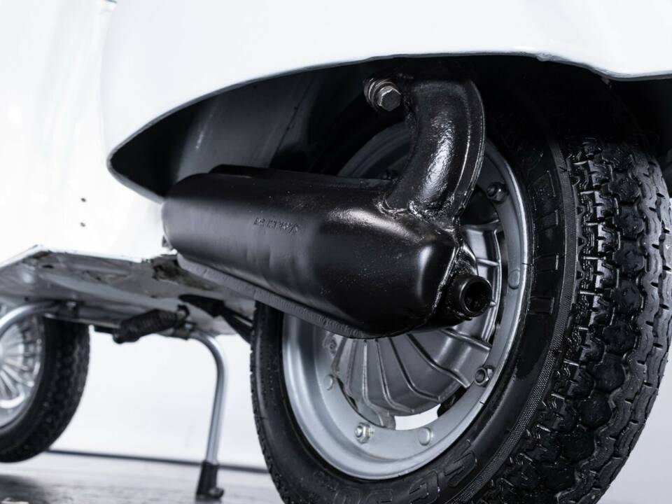 Immagine 43/50 di Piaggio Vespa 50 Special (1978)