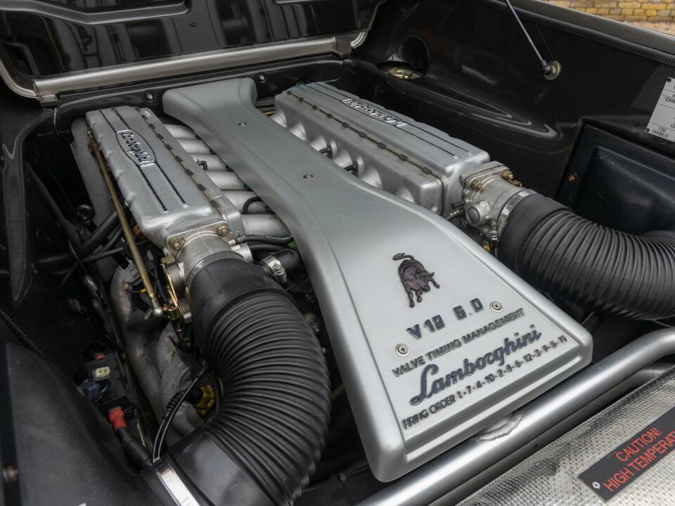 Imagen 42/50 de Lamborghini Diablo VT 6.0 (2001)