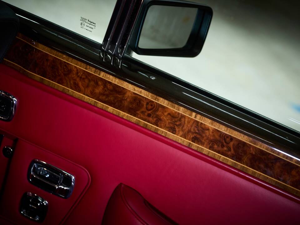 Imagen 66/100 de Rolls-Royce Corniche IV (1995)
