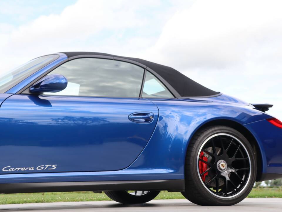 Bild 9/50 von Porsche 911 Carrera 4 GTS (2011)