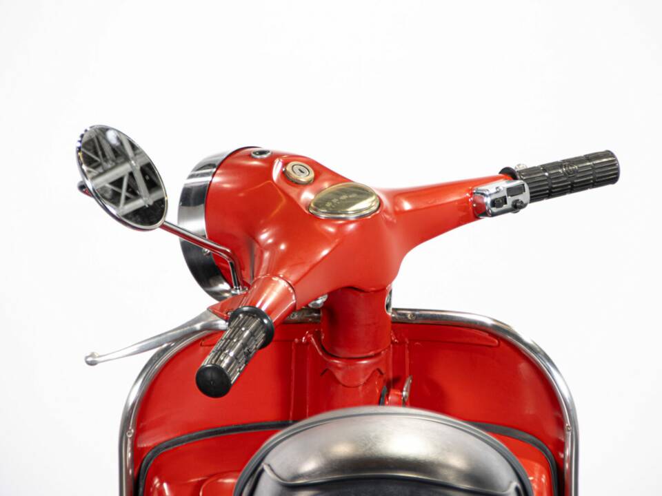 Image 18/50 of Piaggio Vespa 200 Rally (1976)