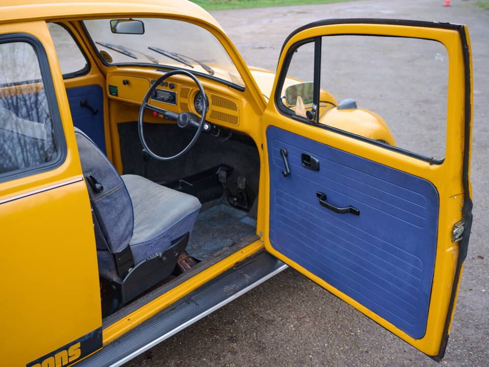 Image 20/45 of Volkswagen Käfer 1200 Jeans (1974)