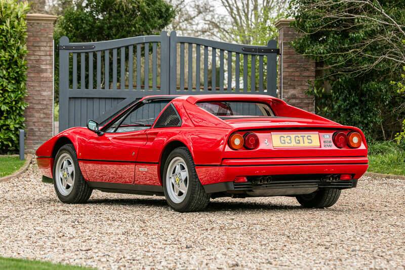 Afbeelding 4/49 van Ferrari 328 GTS (1989)