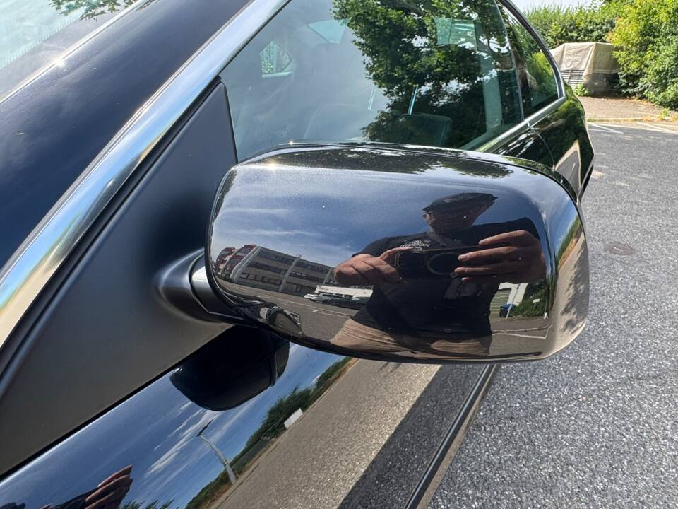 Bild 39/99 von BMW 650i (2007)