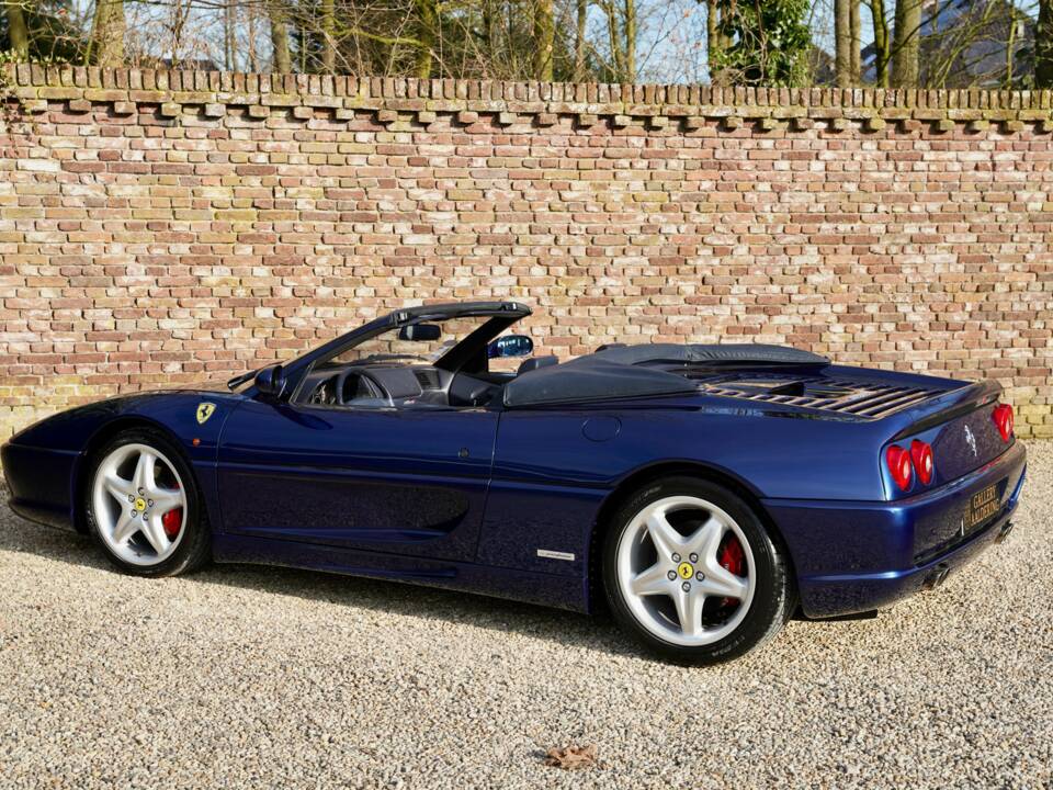 Bild 50/50 von Ferrari F 355 Spider (2000)