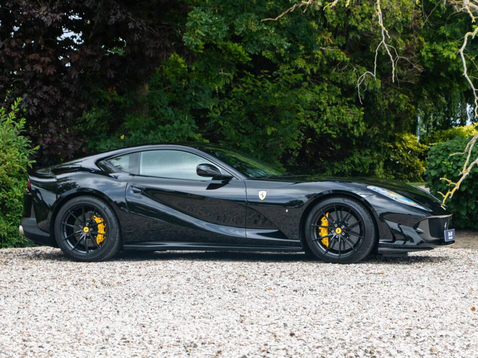 Immagine 4/22 di Ferrari 812 Superfast (2018)